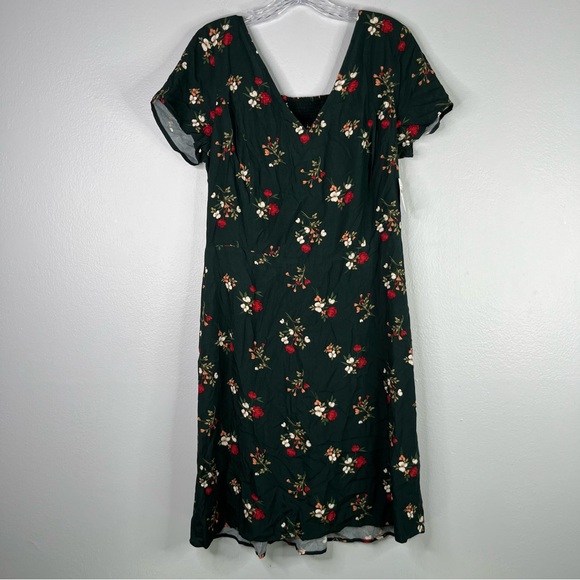 Old Navy Dress Women’s L Tall Green Red Floral V-Neck Smocked Short Sleeve Mini - Picture 3 of 12